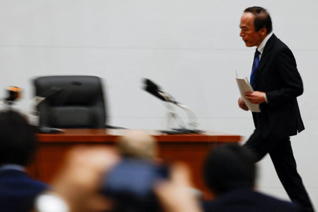 Japan Bets BOJ and US to Lift Yen Fight