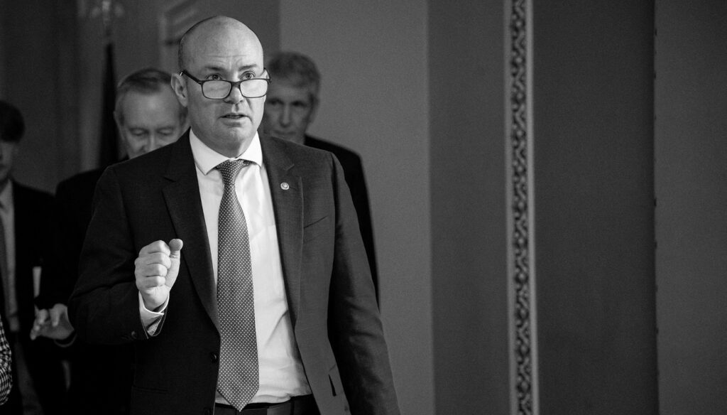US Moves to Secure Arctic Against Spies US Moves to Secure Arctic Against Spies