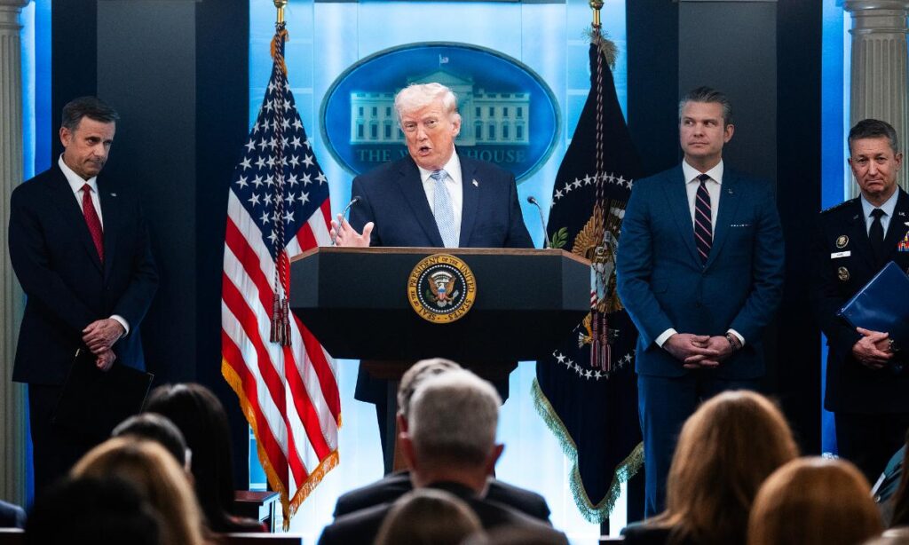 U.S.-Canada Trade War Escalates as New Tariffs Take Effect U.S.-Canada Trade War Escalates as New Tariffs Take Effect