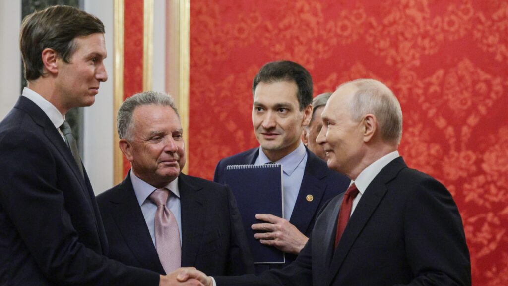 Ukraine Peace Talks Gain Fresh Diplomatic Push