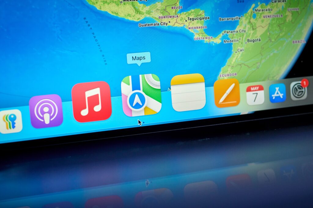 Apple Joins Lake America Controversy Apple Joins Lake America Controversy