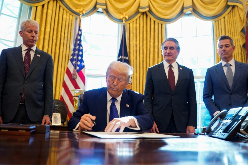 Texas Political Battle Intensifies Before Midterms Texas Political Battle Intensifies Before Midterms