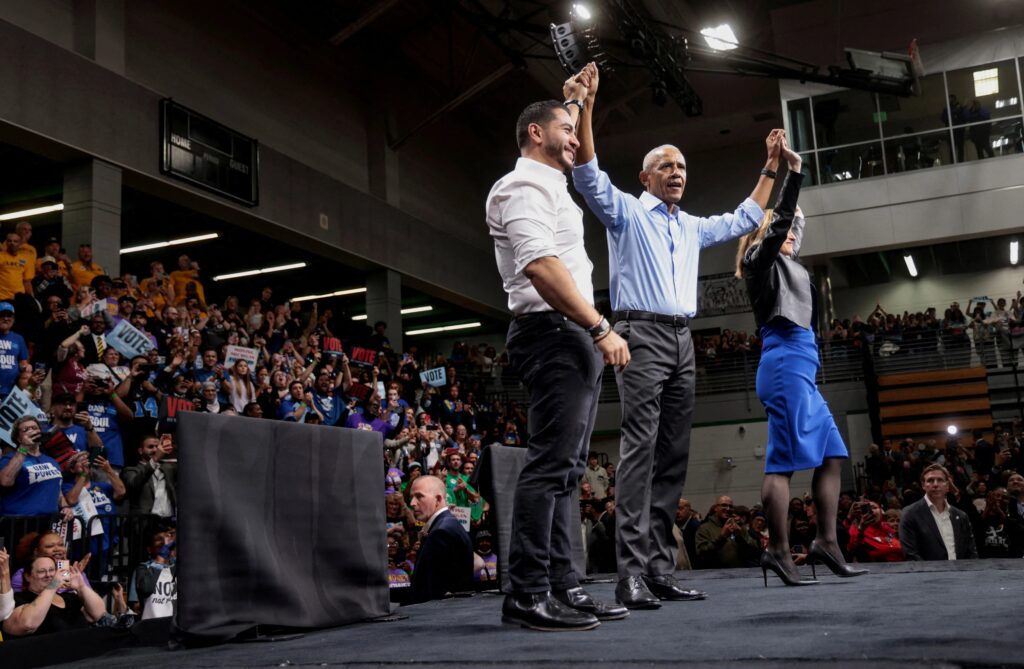 Obama Slams Trump as Midterm Vote Draws Near